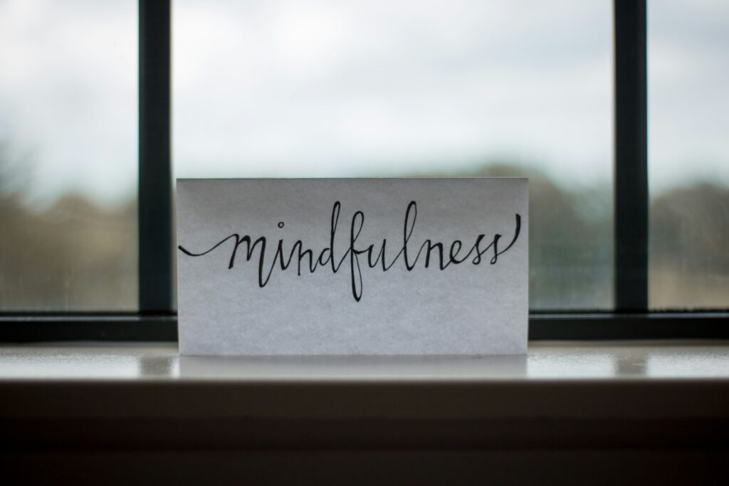 Mindfulness – ce este și 10 beneficii ale acestei practici