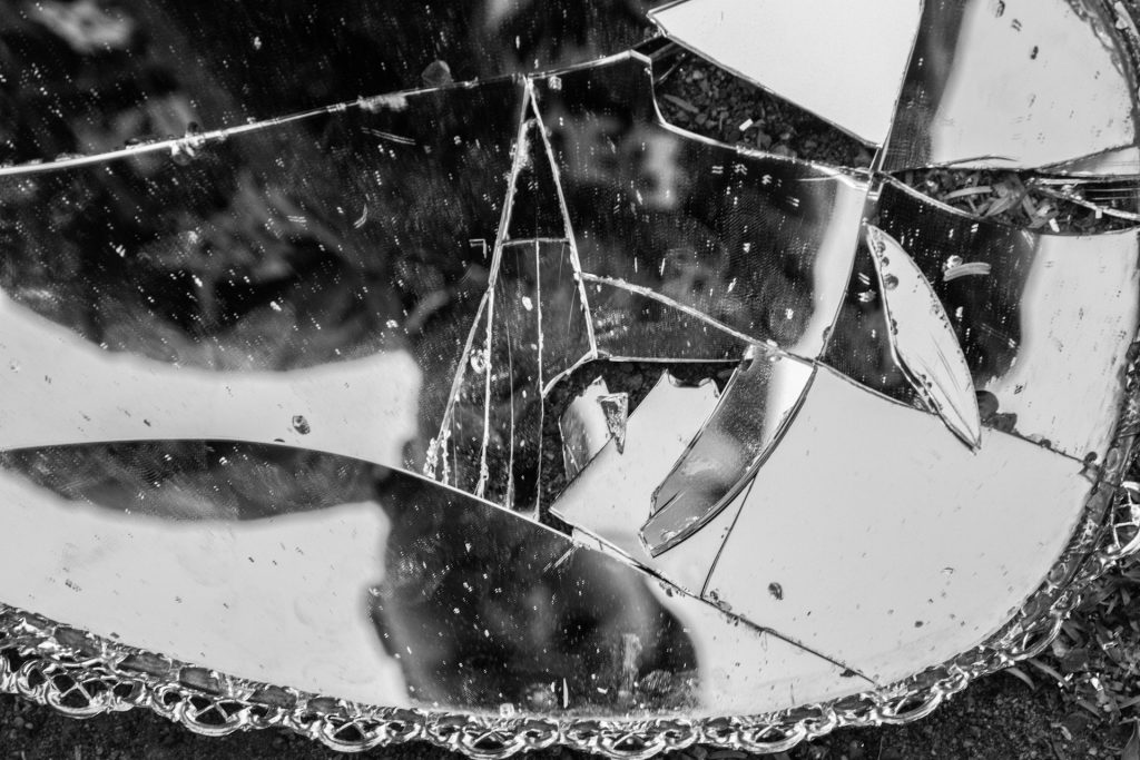 Tulburarea de stres post-traumatic (PTSD): Cauze, simptome și tratament